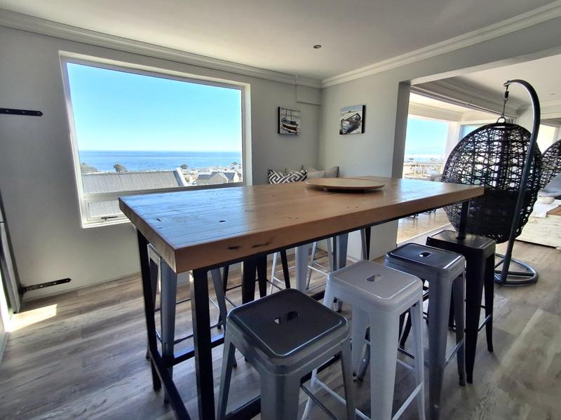 4 Bedroom Property for Sale in Da Gama Bay Western Cape